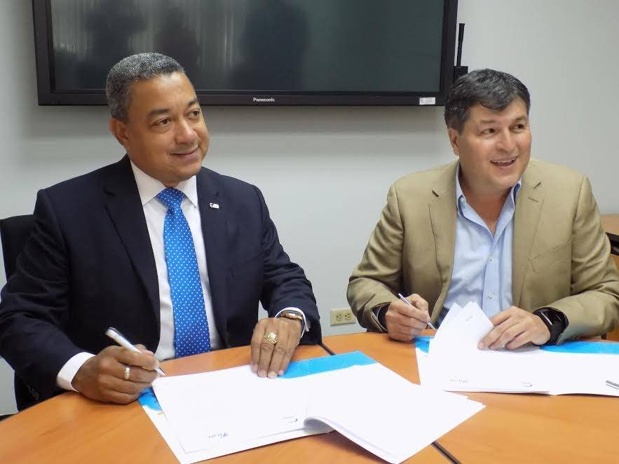 El IDAC y Cocesna firman acuerdo de cooperación y asistencia técnica