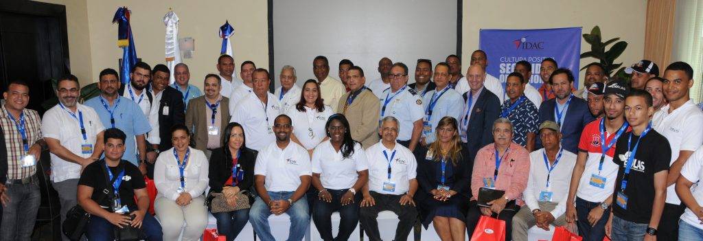 IDAC y su Dirección de Planificación y Desarrollo enfocados en seguridad operacional