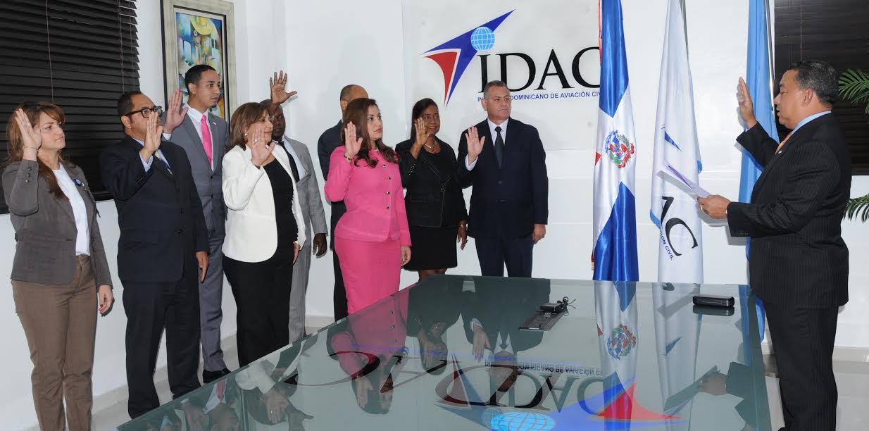 Director del IDAC juramenta y posiciona Comisión de Ética Pública