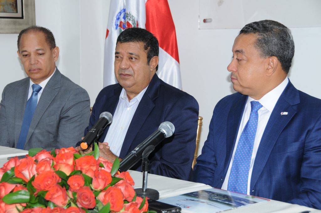 Alejandro Herrera reivindica aportes de Zoilo García a la aviación civil internacional