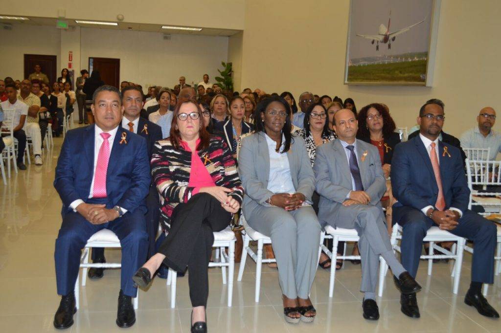 El IDAC auspicia charla “La lucha contra la violencia es también cosa de hombres”