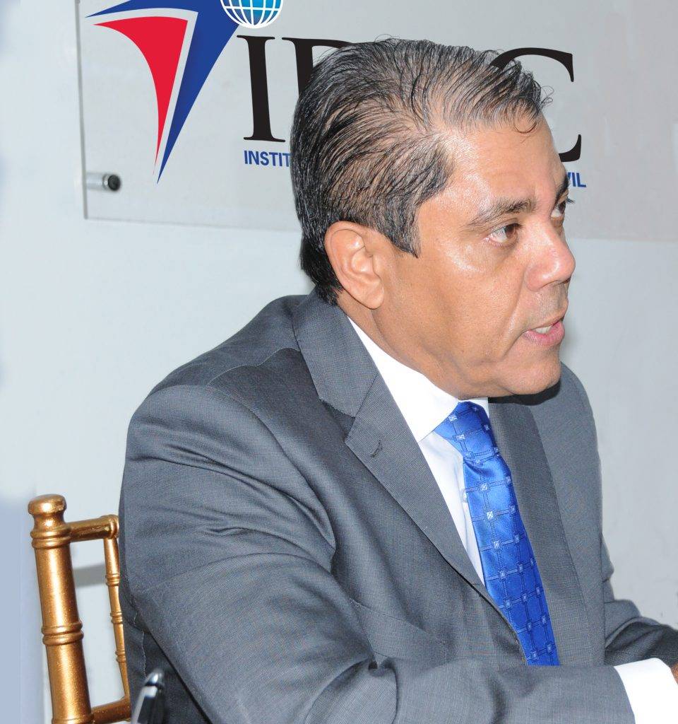 Director Departamento Aeroportuario anuncia desde el IDAC la construcción de aeródromo Zoilo García Director Departamento Aeroportuario anuncia desde el IDAC la construcción de aeródromo Zoilo García