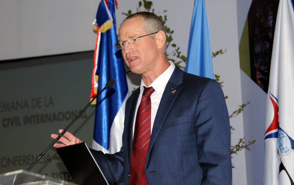 El IDAC auspicia conferencia de israelí experto en temas de drones 1