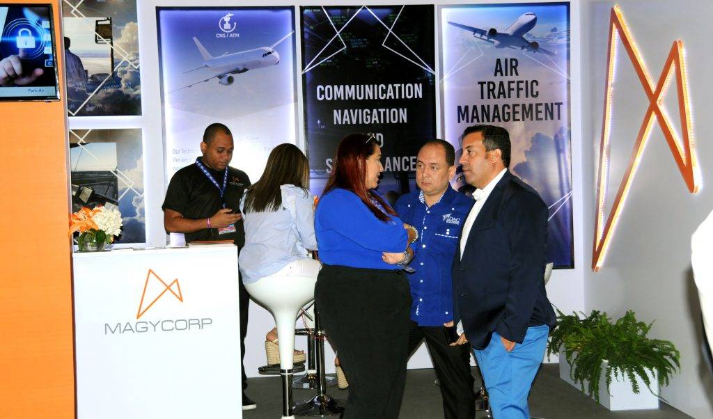 Proveedores de servicios aeronáuticos presentan sus ofertas en Grepecas 2