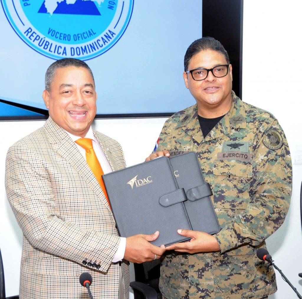 El IDAC y el COE firman memorando de entendimiento interinstitucional 2