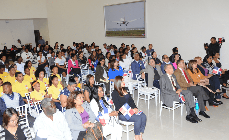 El IDAC y la ASCA ofrecen conversatorio “RD en proceso independentista” 3 El IDAC y la ASCA ofrecen conversatorio “RD en proceso independentista” 3