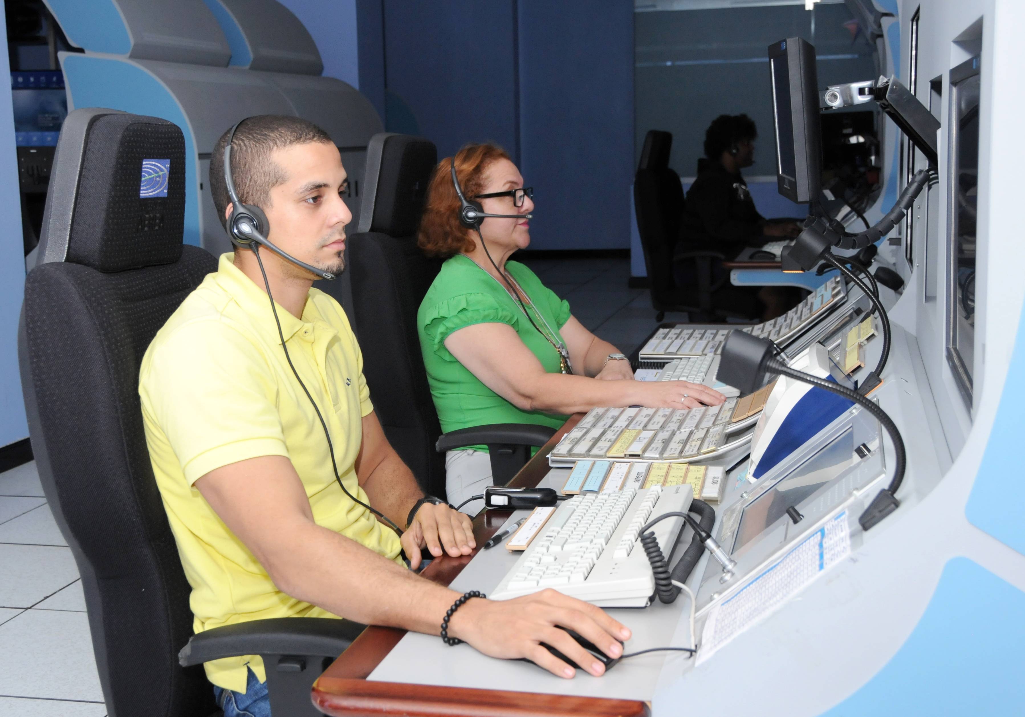 Controladores de Tránsito Aéreo.