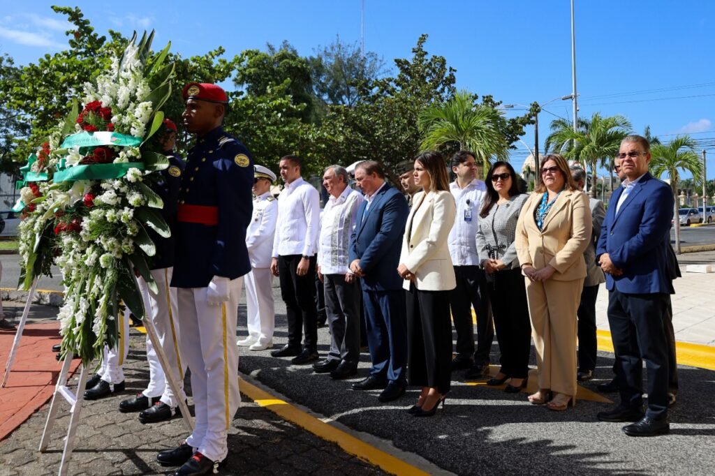 El Idac rinde homenaje a México en el 212 aniversario del inicio de su independencia 3