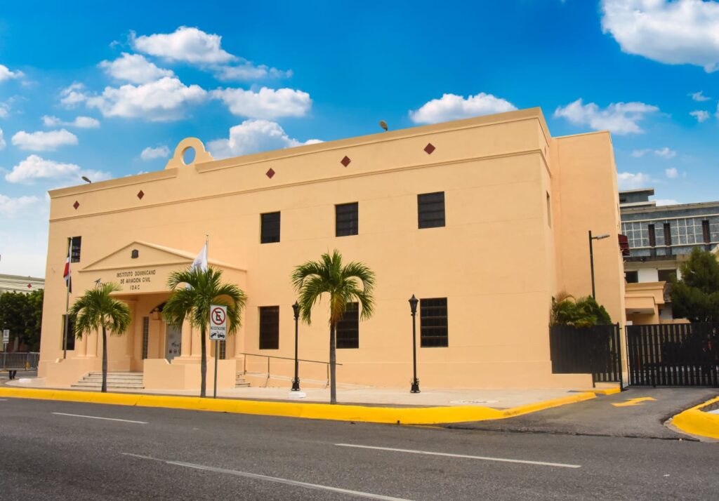 Idac summoned three abandonned aircrafts owner in Jose Francisco Pena Gomez international Airport  