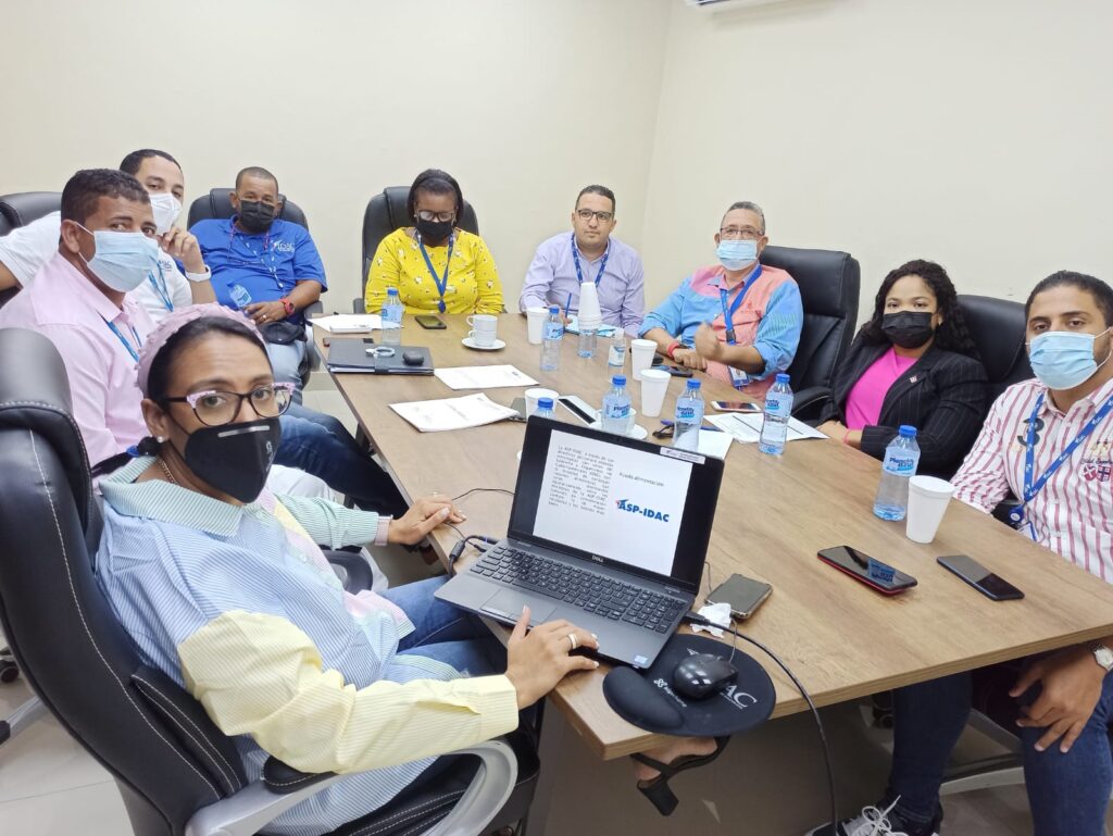Asociación de Servidores Públicos del Idac celebra superación estándares de cumplimiento en actual gestión  2