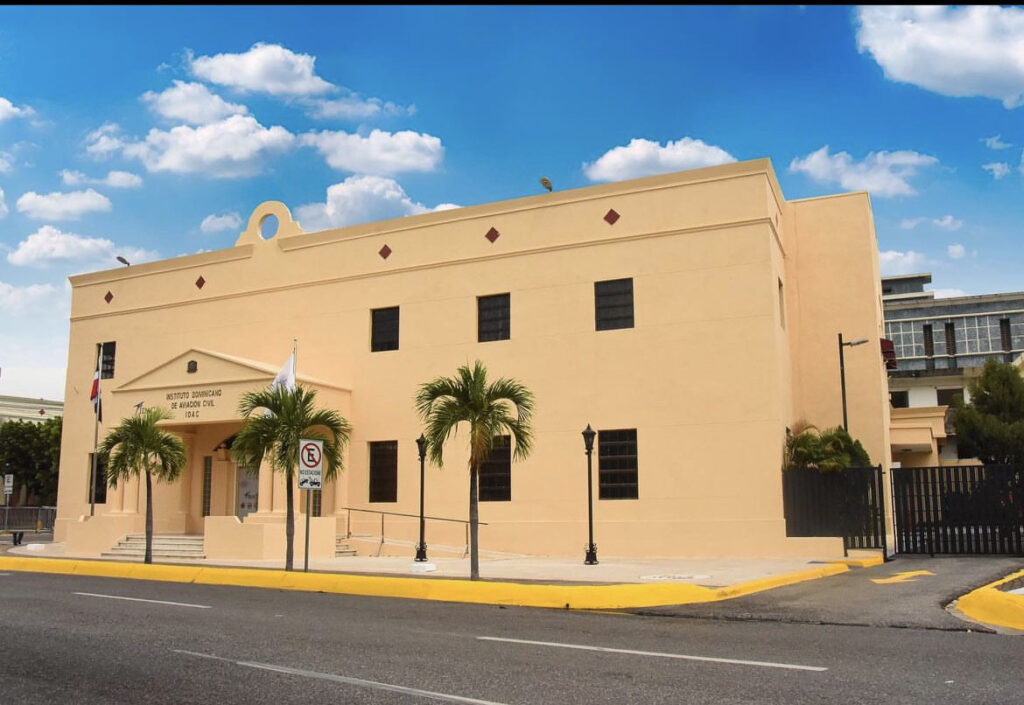 IDAC anuncia restricción para naves aéreas por eventos  conmemorativos  del 179 aniversario de la Independencia