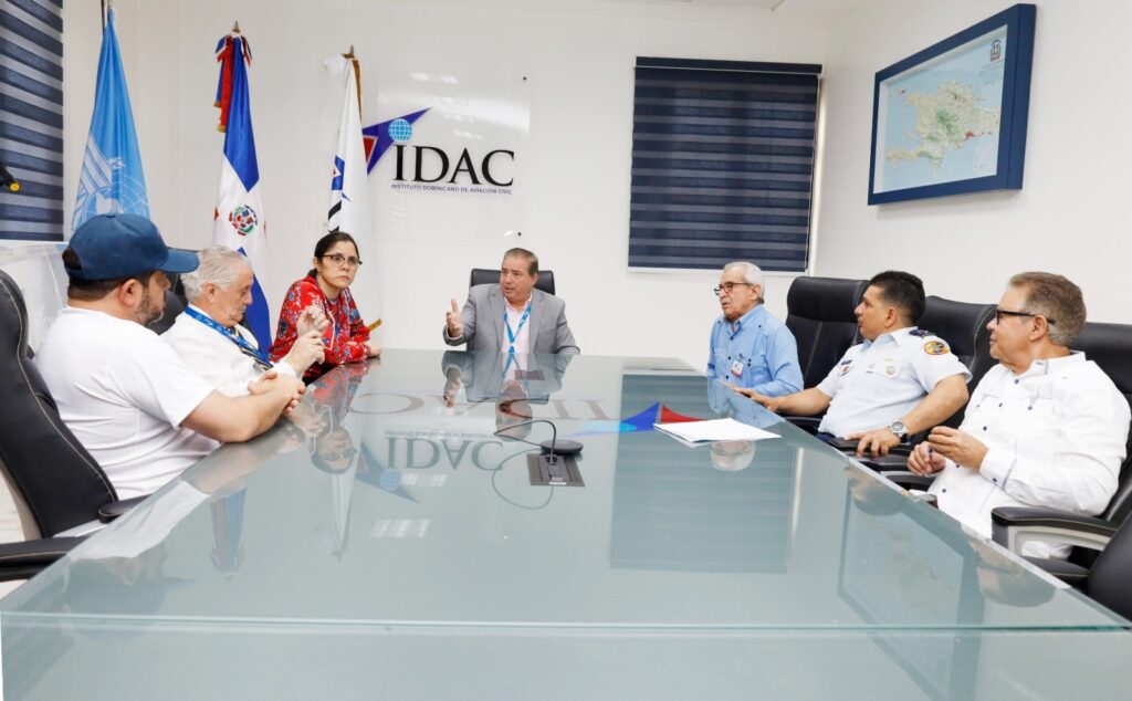 Entidades acuerdan elaborar una actualizada y moderna cartografía para navegación visual en RD 2