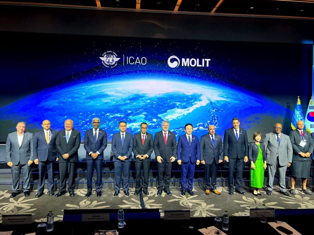 Héctor Porcella proyecta logros de República Dominicana en evento mundial de la OACI