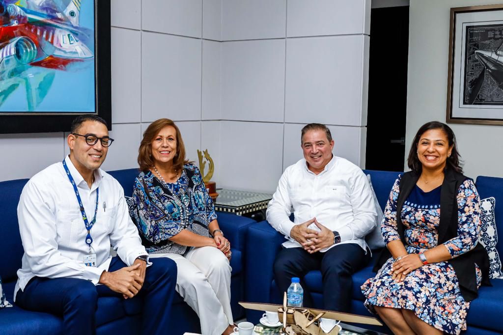 Director del Idac y experta de la Unión Europea evalúan política ambiental y gestión de calidad