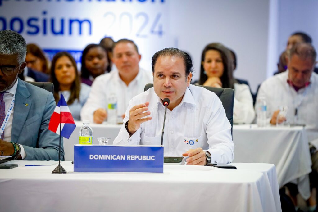 Viceministro de Relaciones Exteriores, Hugo Rivera.