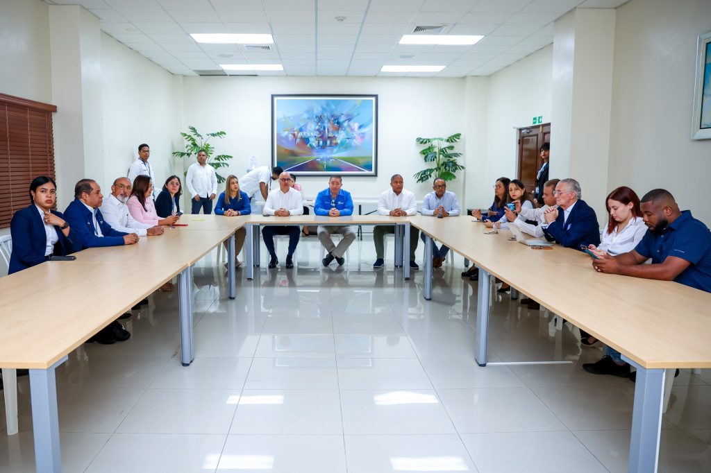 Igor Rodríguez, próximo director del Idac, durante la reunión técnica con directores.