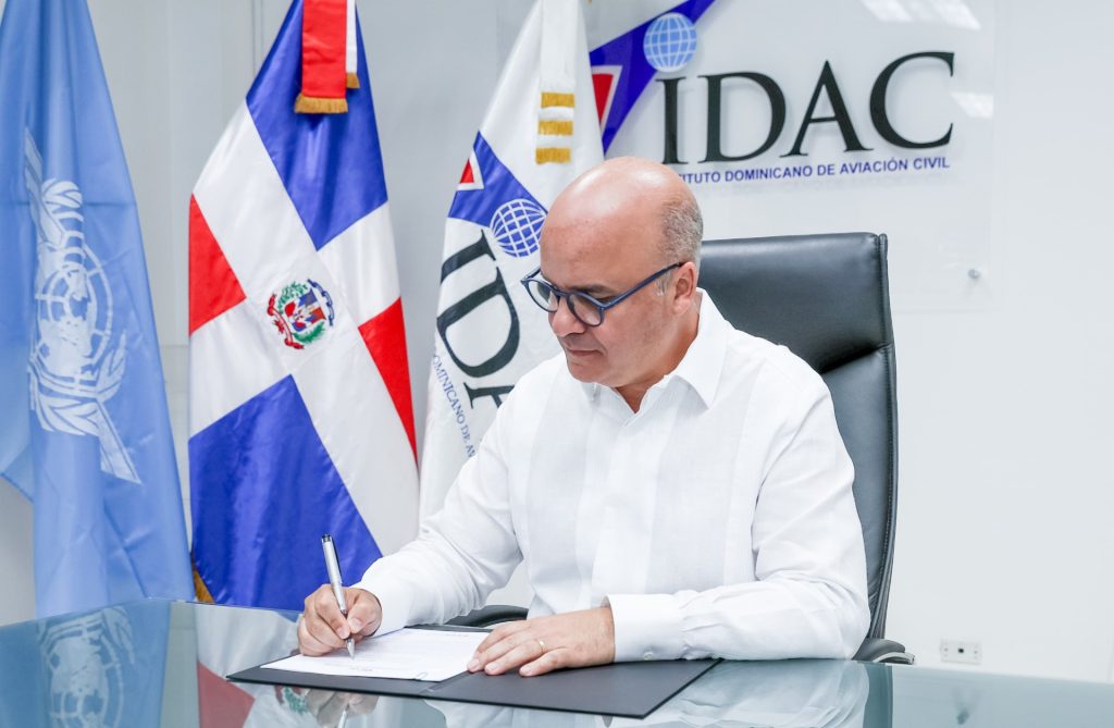 Igor Rodríguez Durán, Director General del Instituto Dominicano de Aviación Civil (IDAC).