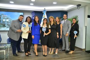 Flabia Berroa, Oficial de cumplimiento del Idac y demás miembros del sector del Compliance en el país.