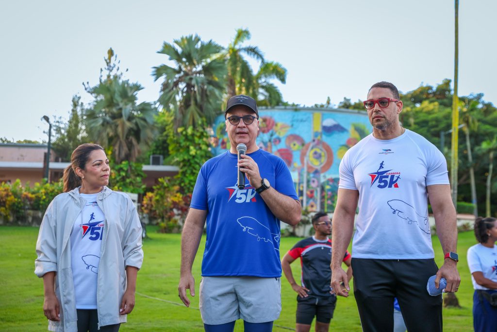 Director general del IDAC, Igor Rodríguez Durán; Paola Aimée Plá Puello, subdirectora general; Miguel Mejía, subdirector, durante el inicio de la actividad.